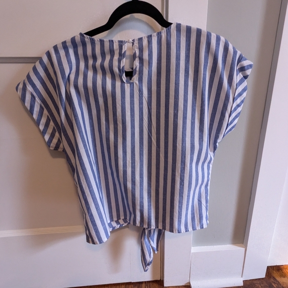 Women's striped tie waist top - Picture 2 of 5